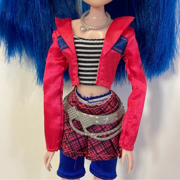 Jakks Pacific Winx Club 2012 Musa Rock Concert Collection Doll Fairy Pixie - Picture 4 of 12